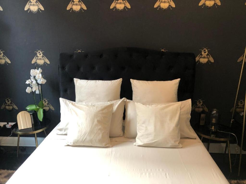 Lippi 42 Guest House Single Room'S In Villa With Garden มิลาน ภายนอก รูปภาพ