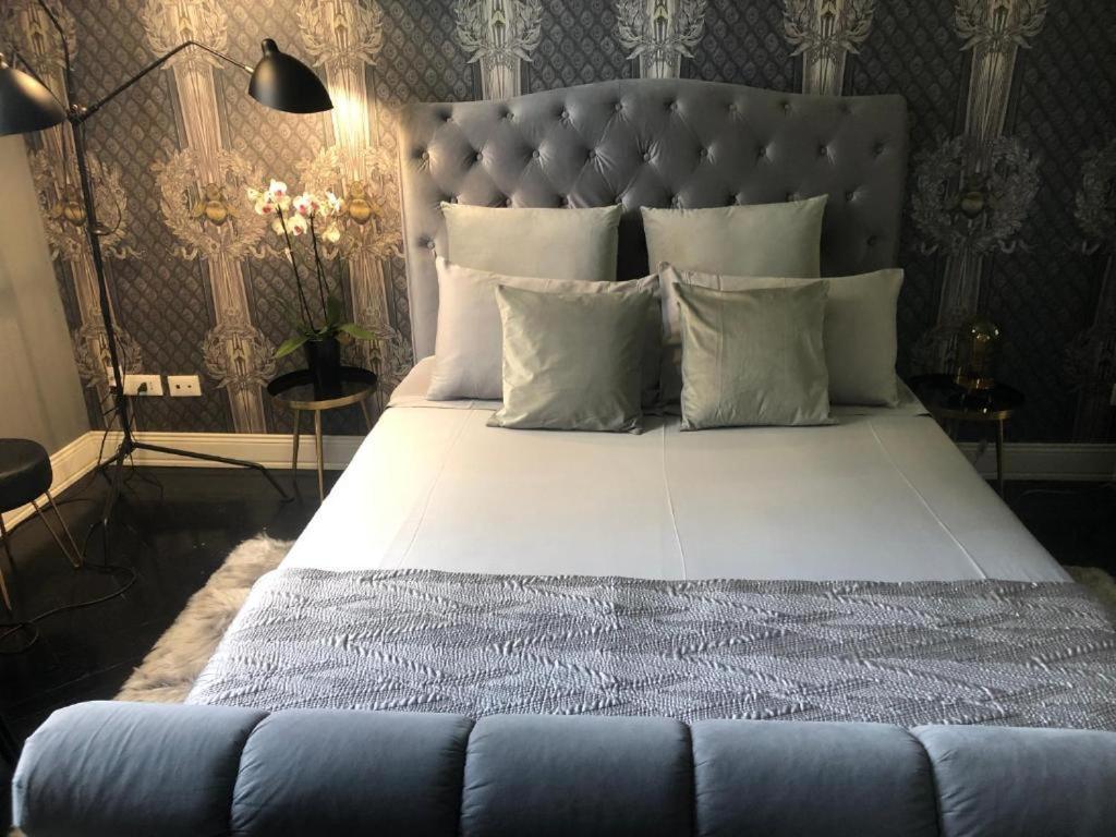 Lippi 42 Guest House Single Room'S In Villa With Garden มิลาน ภายนอก รูปภาพ